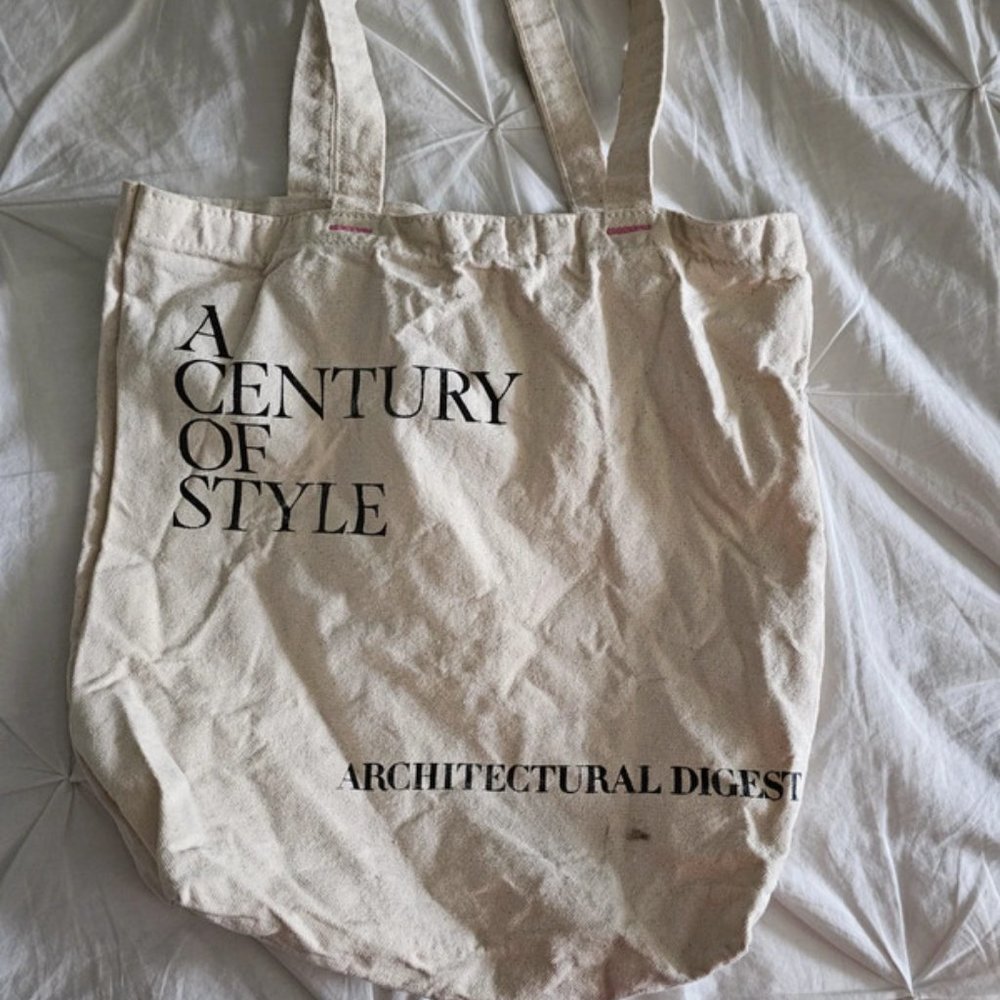 Canvas tote
